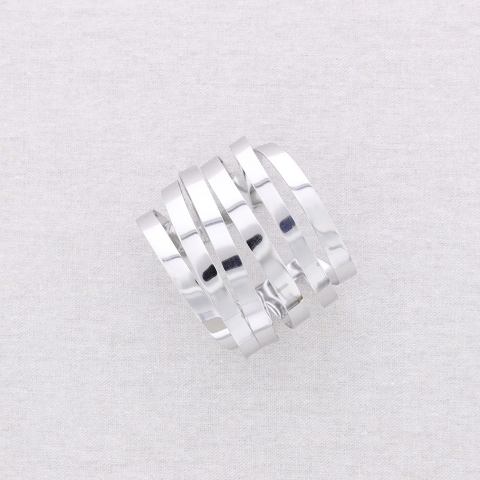 ADJUSTABLE SHAPE STEEL BRACELET