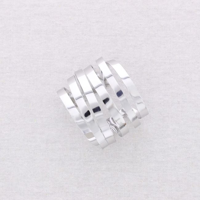 ADJUSTABLE SHAPE STEEL BRACELET