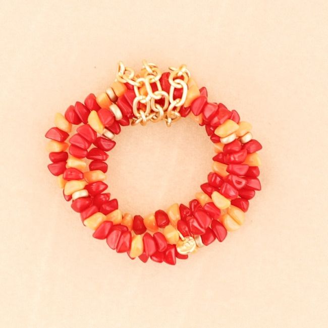 PULSERA ELÁSTICA TRES TIRAS CUENTAS RESINA