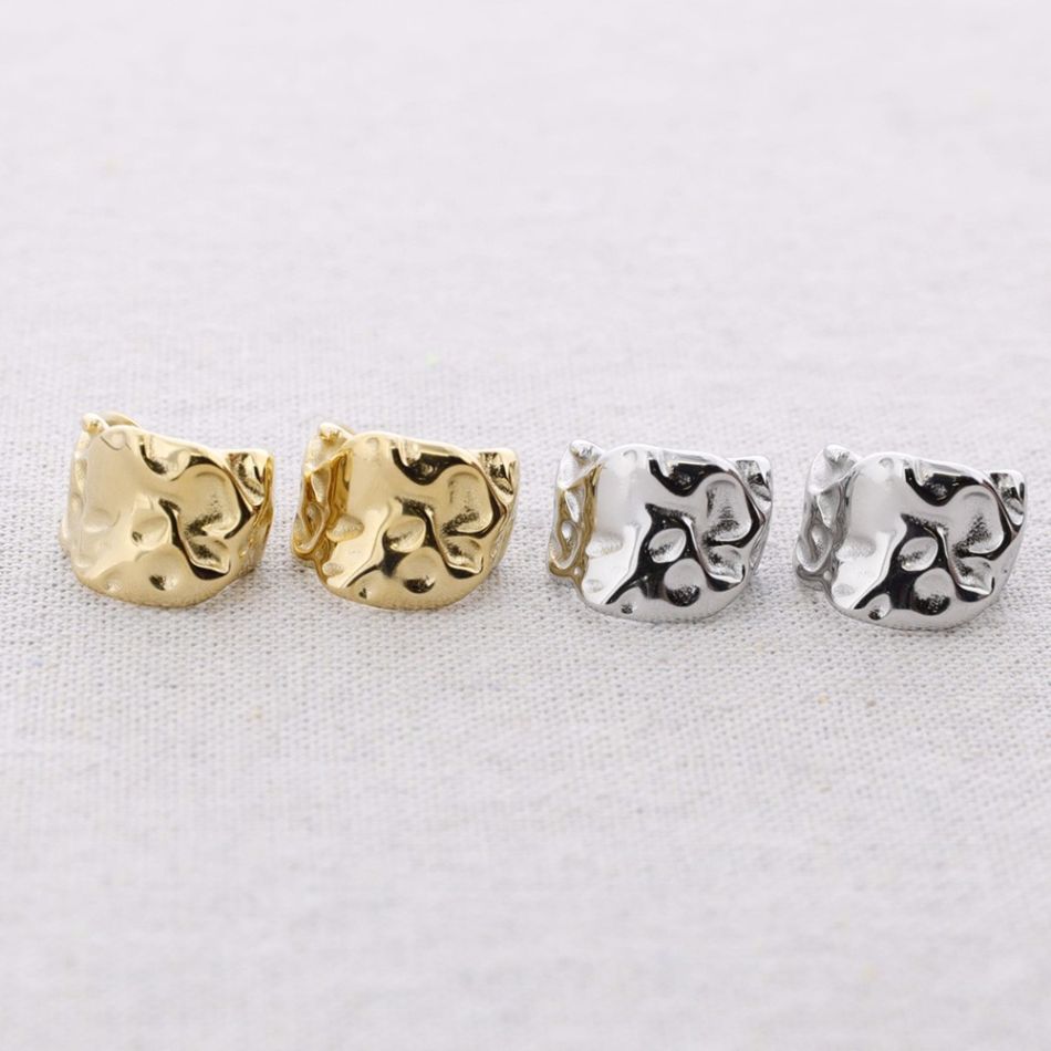RIVET STEEL HOOP EARRINGS