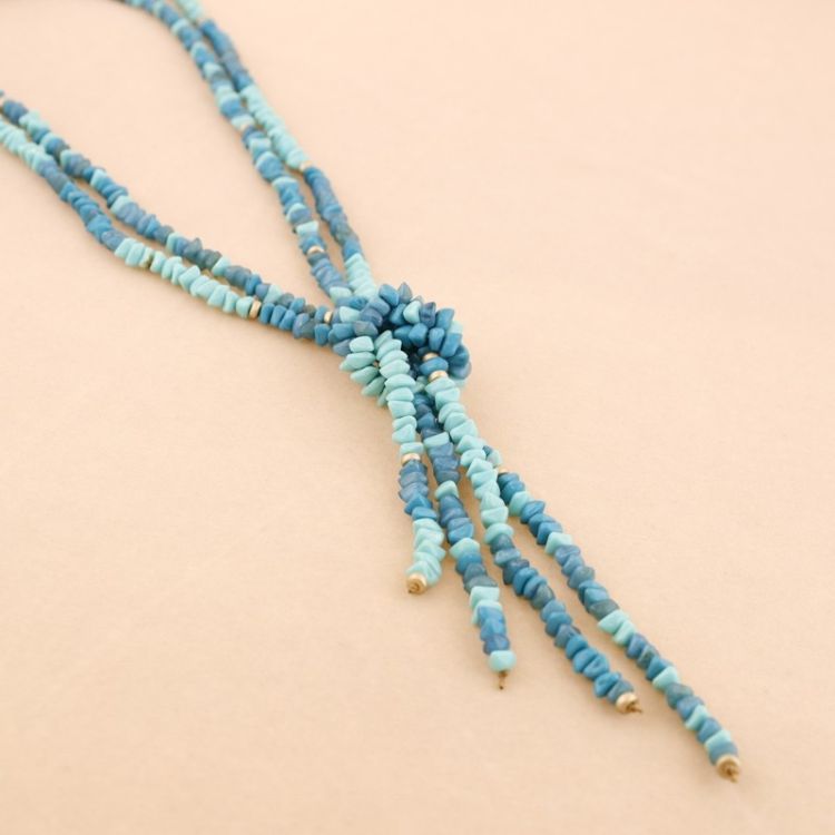 COLLAR LARGO NUDO CUENTAS RESINA