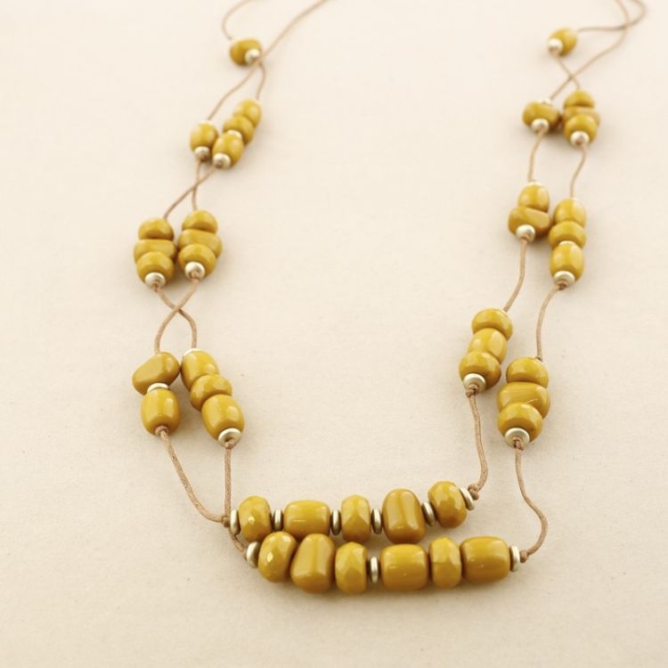 COLLAR LARGO DOBLE CUENTAS RESINA