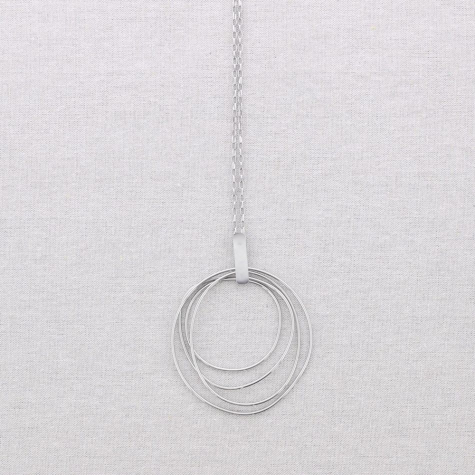 LONG STEEL NECKLACE WITH 4 HOOPS PENDANT