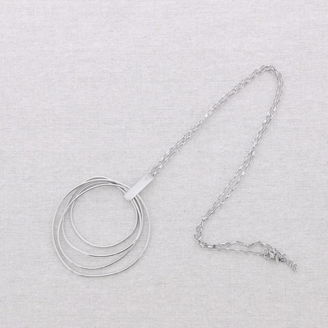 LONG STEEL NECKLACE WITH 4 HOOPS PENDANT