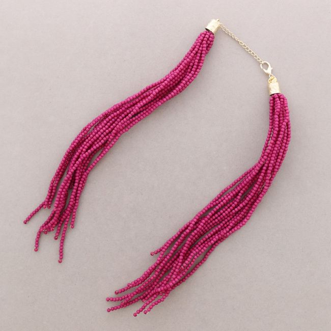 FLEXIBLE CHOKER WITH RESIN BEADS