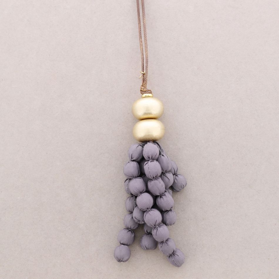 LONG NECKLACE WITH COATED BALL PENDANT