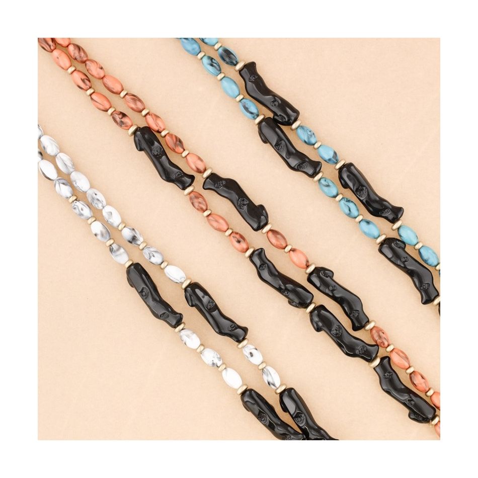 COLLAR LARGO CUENTAS RESINA