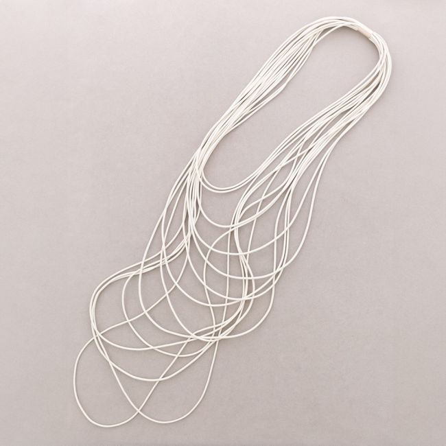 COLLAR IMÁN MULTI VUELTAS GOMA