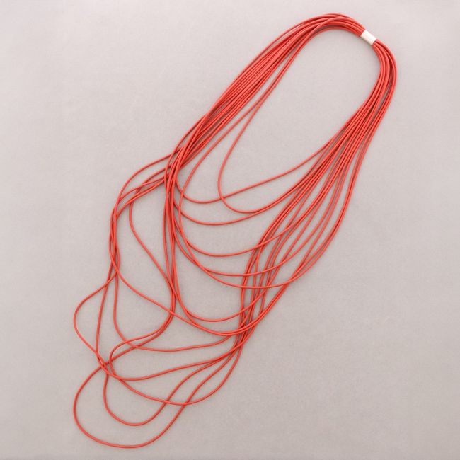 COLLAR IMÁN MULTI VUELTAS GOMA