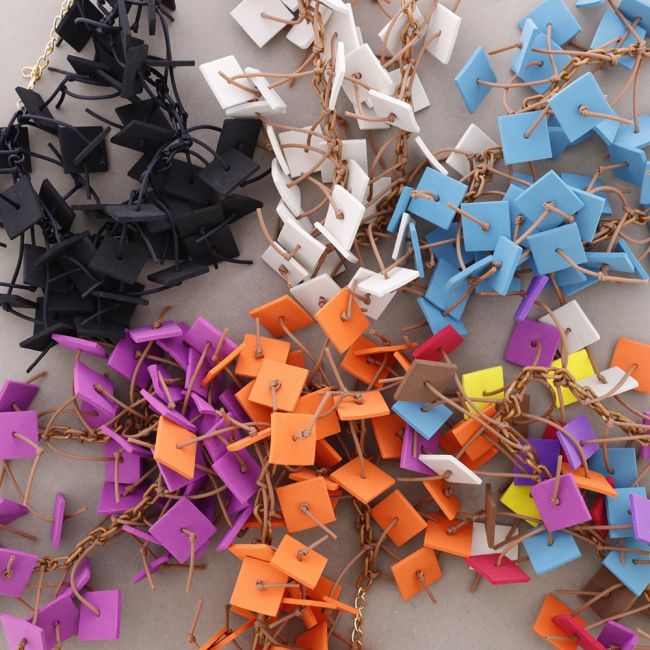 SQUARE FOAMY RUBBER CHOKER