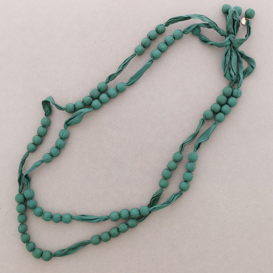 COLLAR LARGO DOBLE BOLAS REVESTIDAS