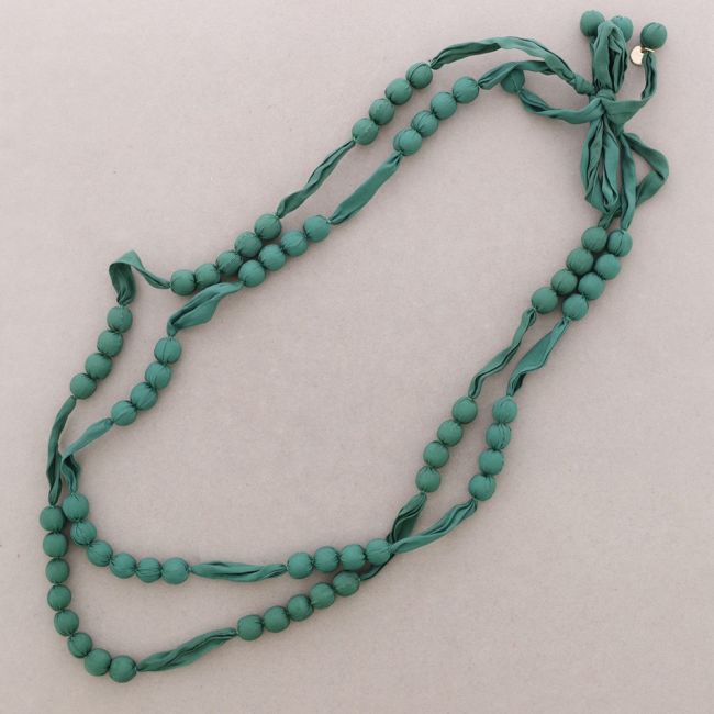 LONG NECKLACE WITH DOUBLE COATED BALLS