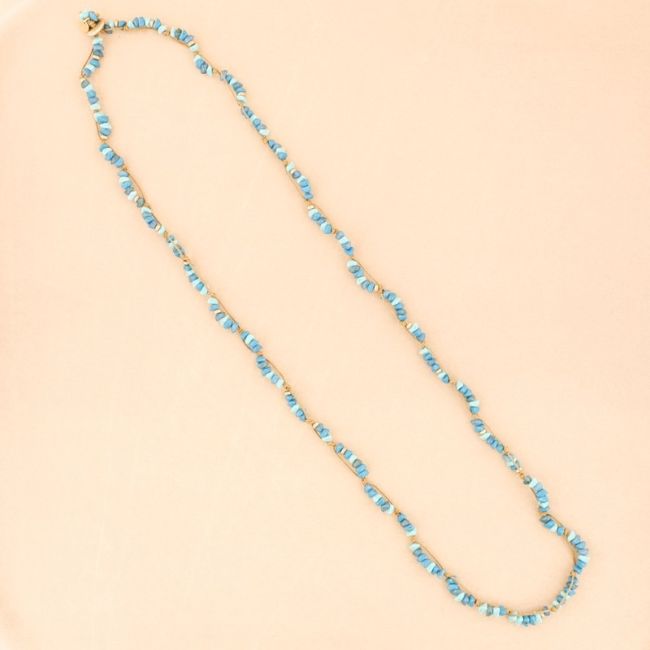 COLLAR LARGO CUENTAS RESINA