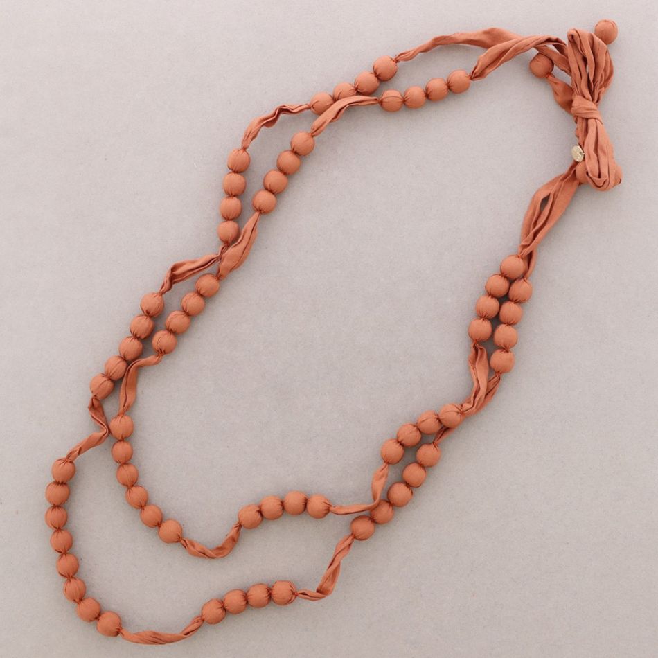 LONG NECKLACE WITH DOUBLE COATED BALLS