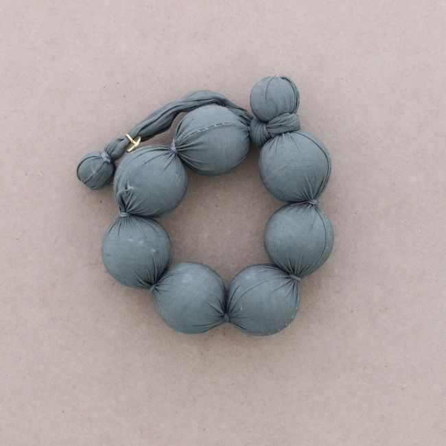 COATED BALL BRACELET