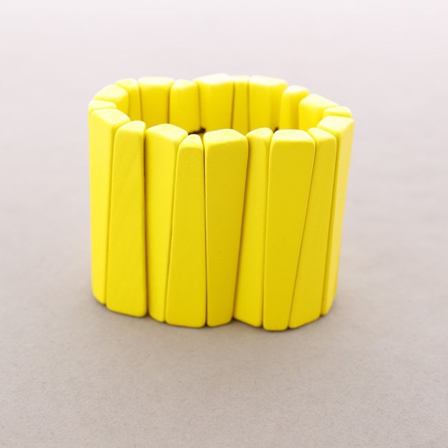 ELASTIC BRACELET WITH WOODEN BEADS
