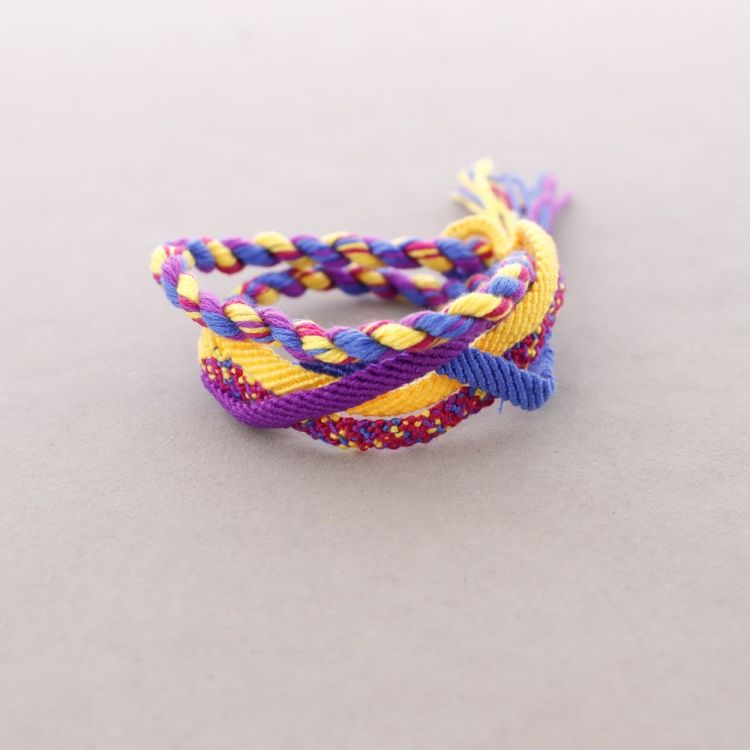 PULSERA TRENZADA ÉTNICA 4 TIRAS