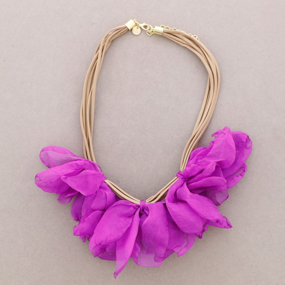 GARGANTILLA TRIPLE FLOR TELA