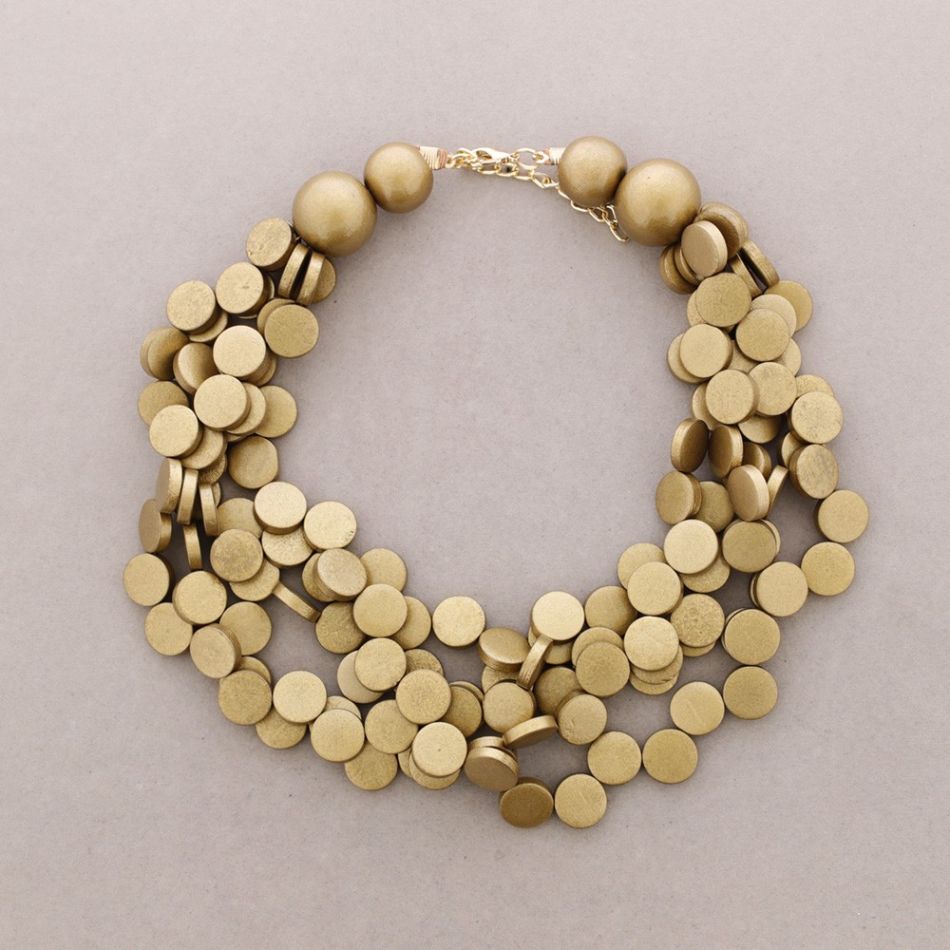 NECKLACE WITH WOODEN MEDALITE