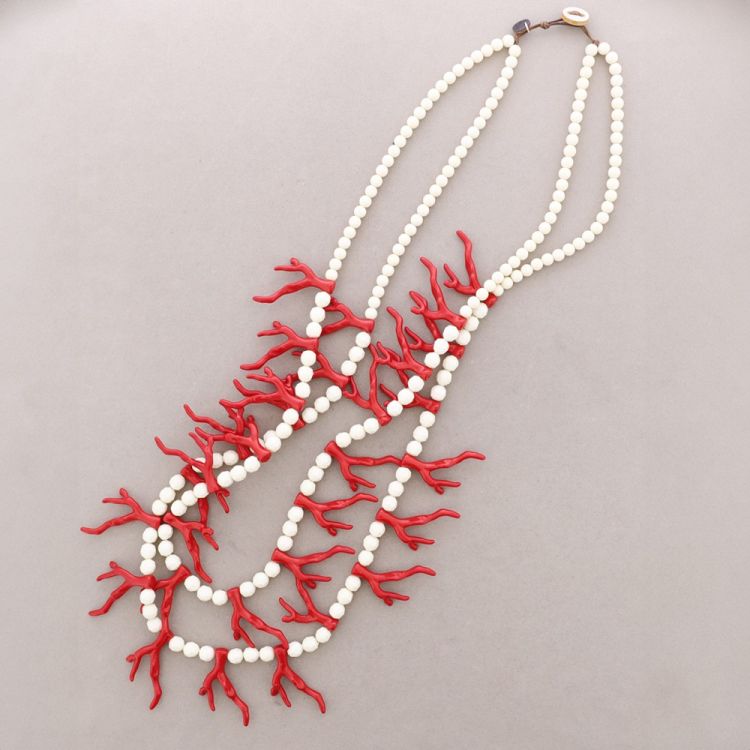 COLLAR LARGO DOBLE BOLAS CORALES RESINA