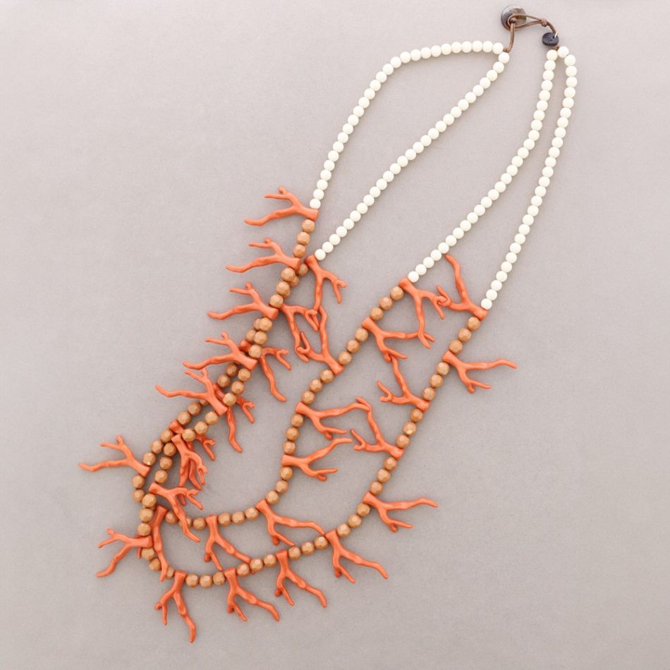 COLLAR LARGO DOBLE BOLAS CORALES RESINA