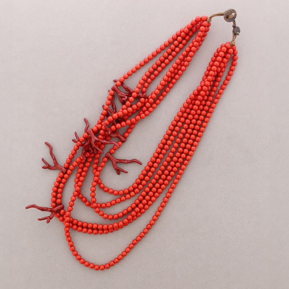 COLLAR BOLAS CORALES RESINA