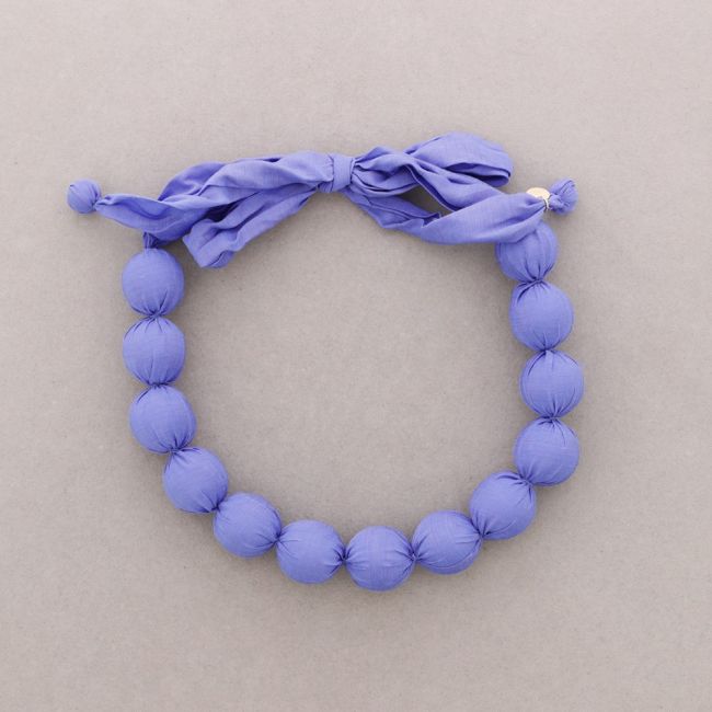 COATED BALL CHOKER