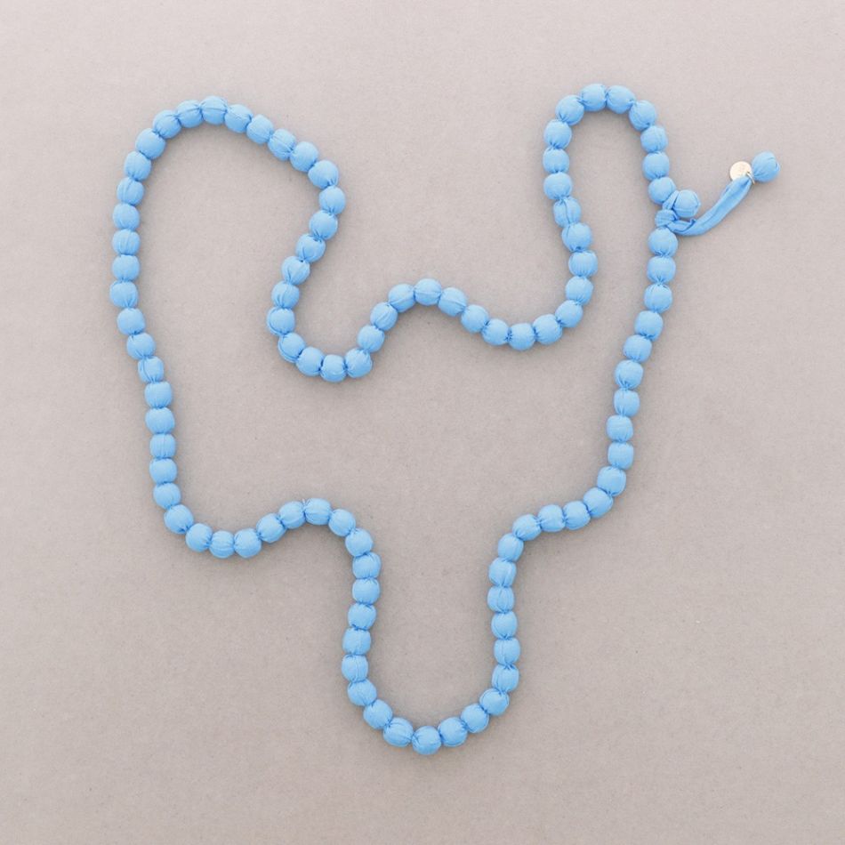 LONG NECKLACE WITH COATED BALLS 1.1M