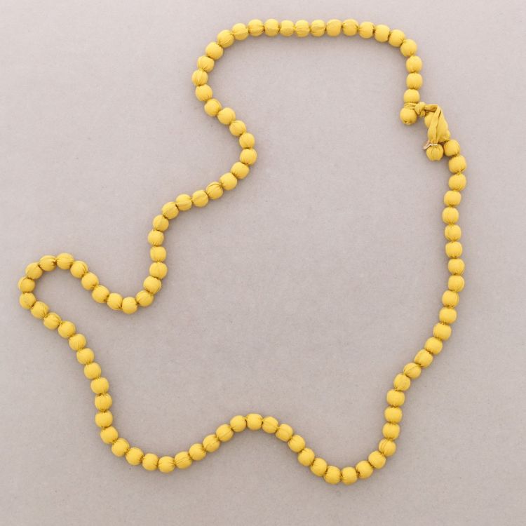 LONG NECKLACE WITH COATED BALLS 1.1M