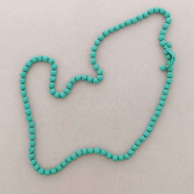 COLLAR LARGO BOLAS REVESTIDAS 1,1M