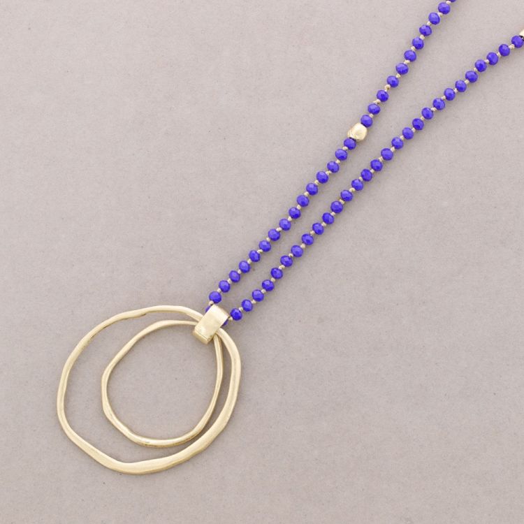 LONG NECKLACE WITH FACETED CRYSTALS, DOUBLE HOOP METAL PENDANT
