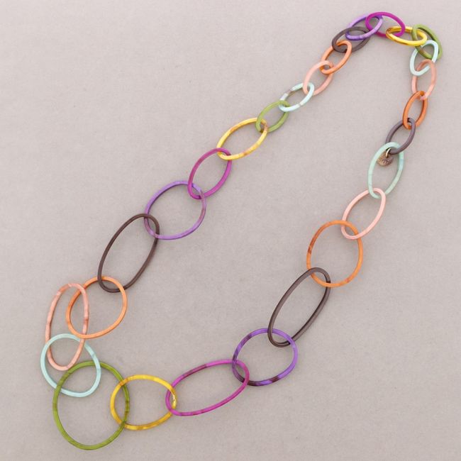 LONG NECKLACE WITH COLOURED RESIN LINKS