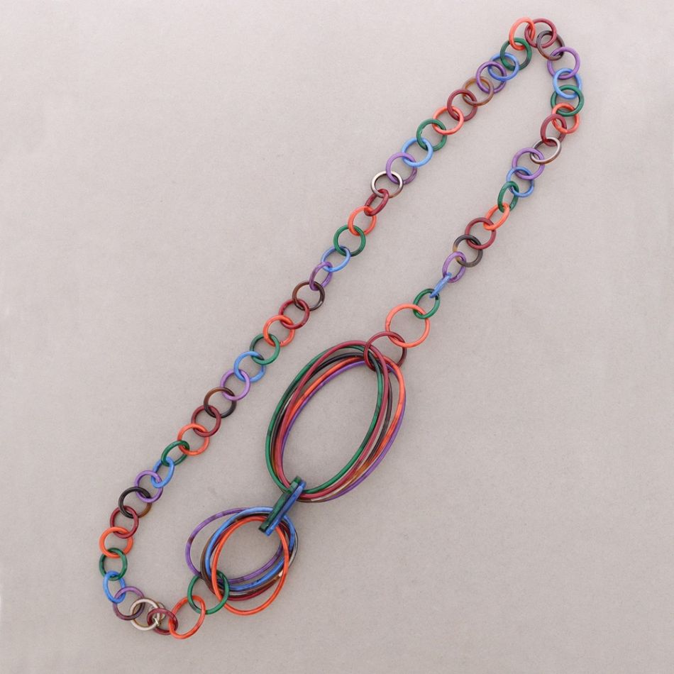 LONG NECKLACE WITH COLORFUL RESIN LINKS