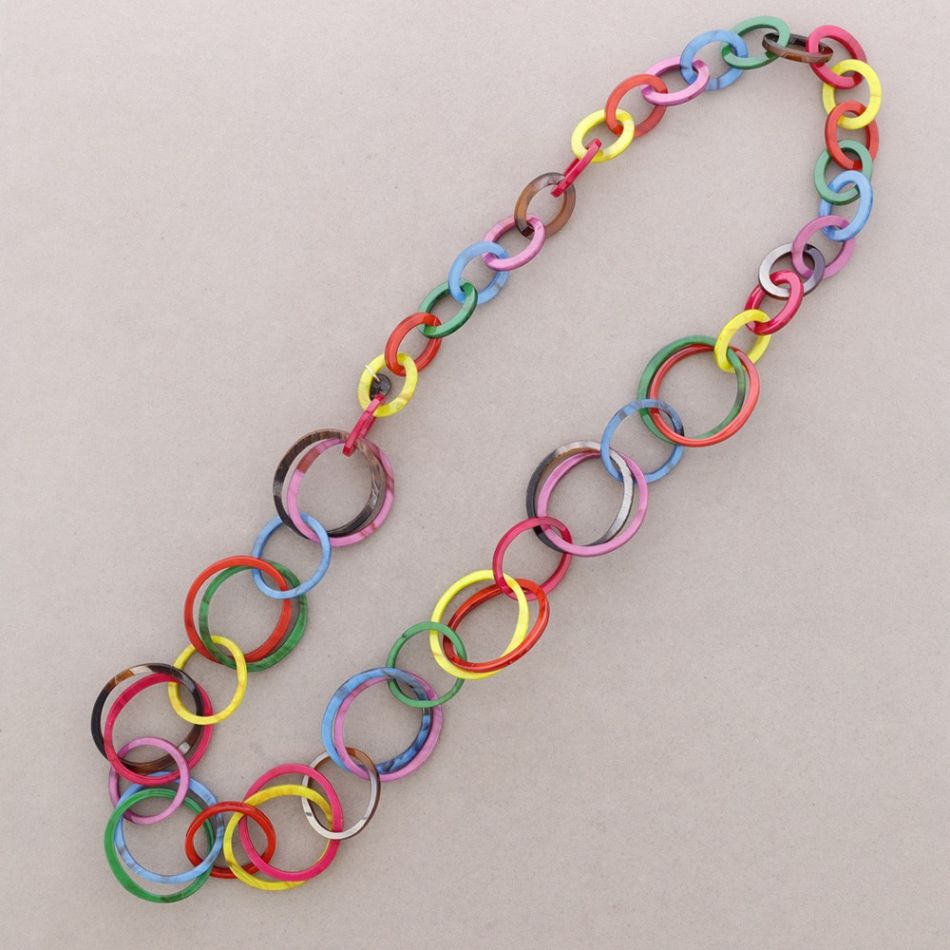 COLLAR LARGO ESLABONES RESINA