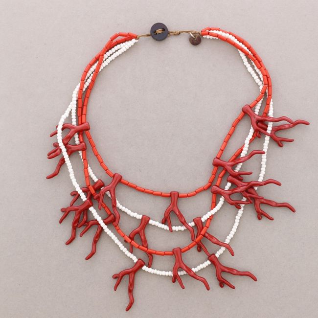 NECKLACE 4 CORAL BEADS RESIN