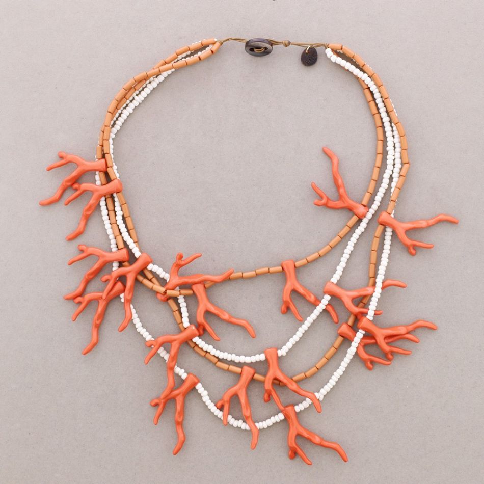 NECKLACE 4 CORAL BEADS RESIN