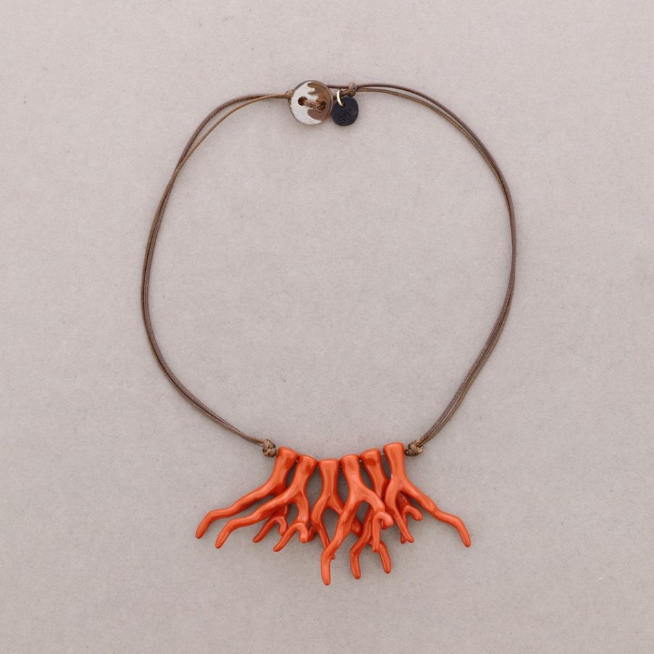 RESIN CORAL NECKLACE