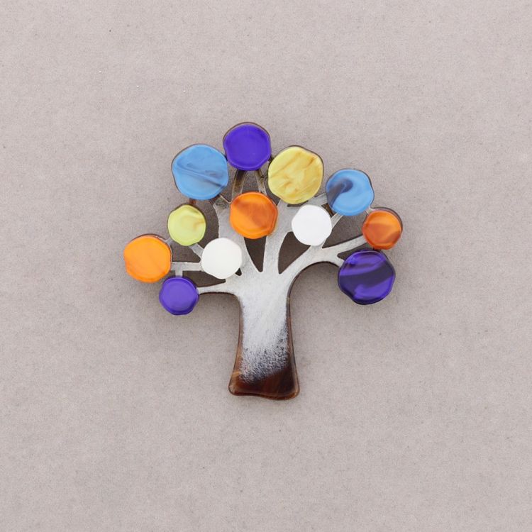 BROCHE ÁRBOL RESINA