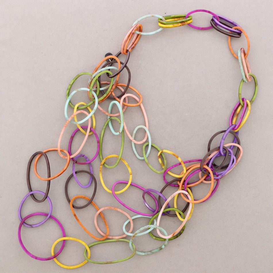 COLLAR LARGO MULTI ESLABONES RESINA