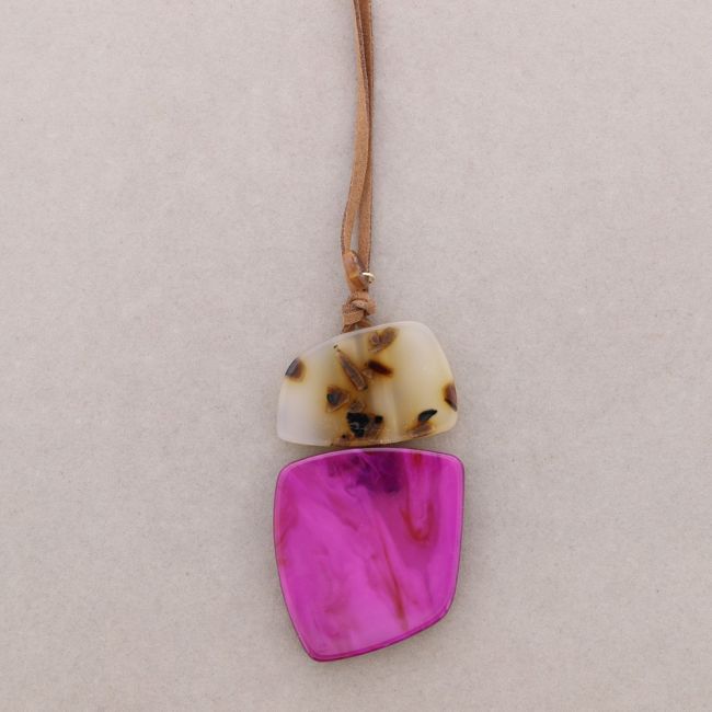 COLLAR LARGO COLGANTE DOBLE RESINA