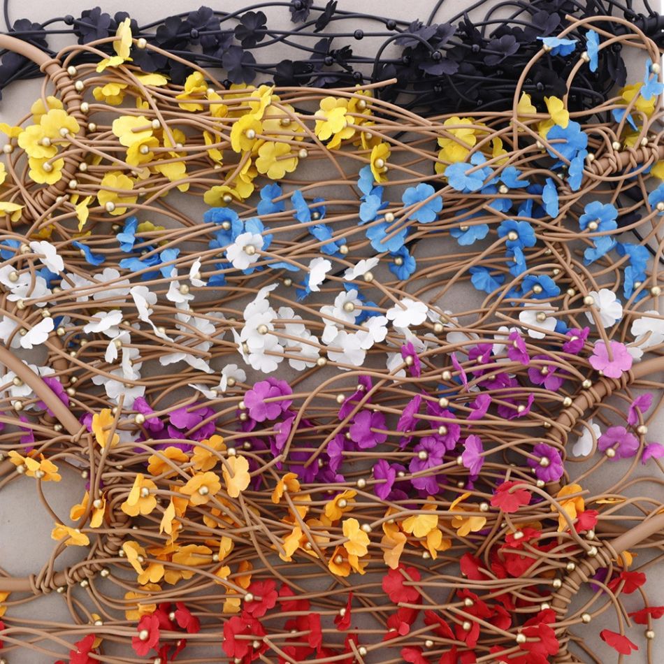COLLAR GOMA FLECOS FLORES