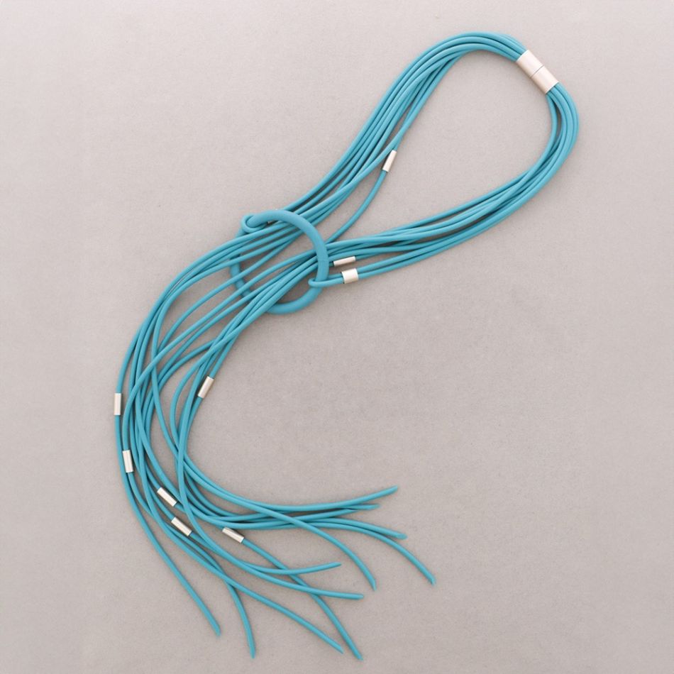 LONG MAGNET NECKLACE WITH MULTI RUBBER STRIP