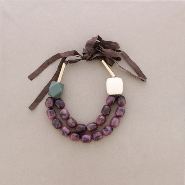 RESIN BEADS NECKLACE