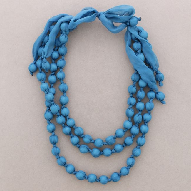 TRIPLE CHOKER WITH FABRIC LINED BALLS