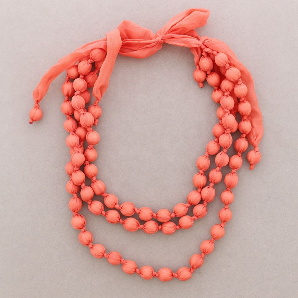 TRIPLE CHOKER WITH FABRIC LINED BALLS