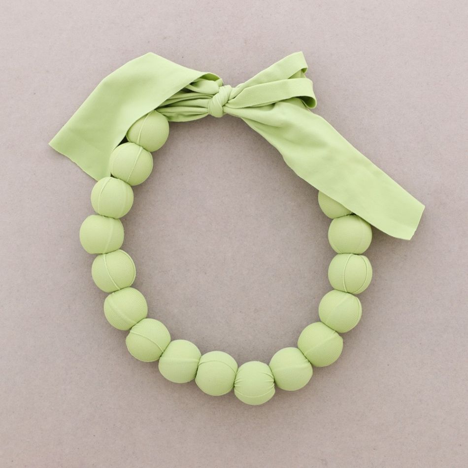 CHOKER BEADS BALLS LINED WITH FABRIC 25MM