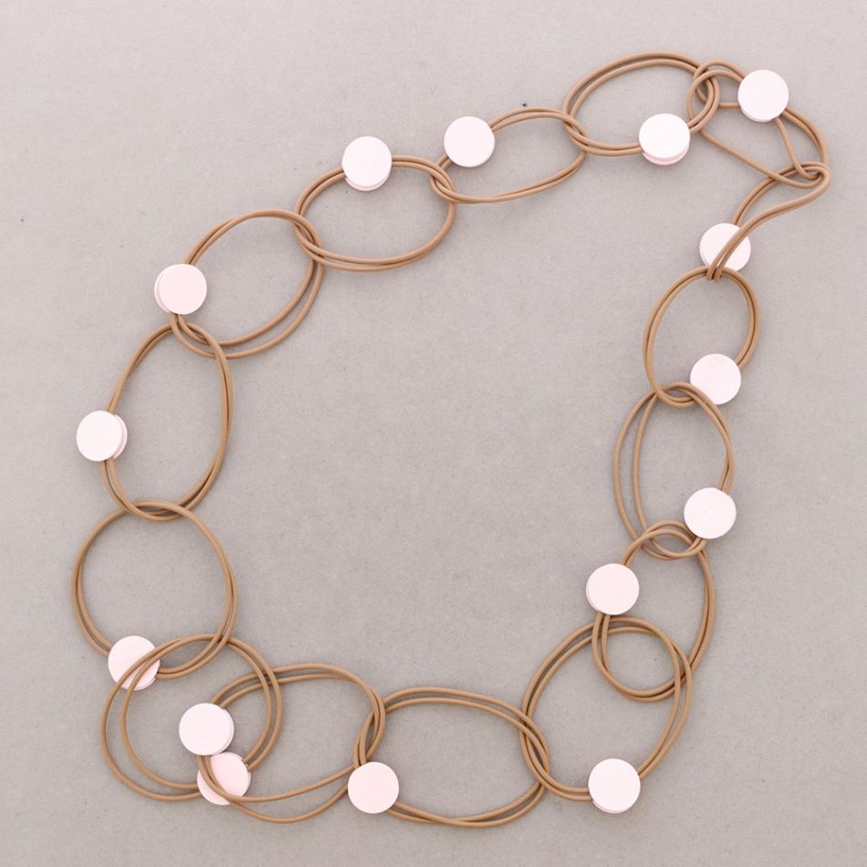 COLLAR LARGO ESLABONES GOMA