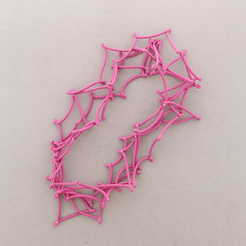 LONG RUBBER NECKLACE WITH KNOTS