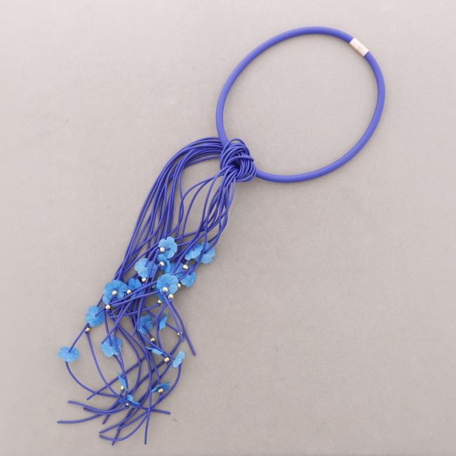 NECKLACE MAGNET RUBBER FRINGES FLOWERS FABRIC