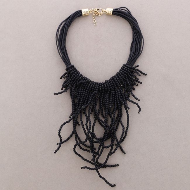 GARGANTILLA COLGANTE FLEXIBLE CUENTAS RESINA